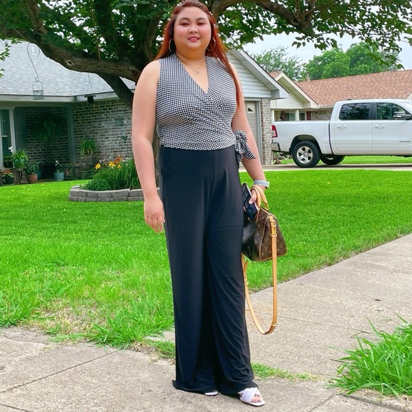 Lauren - Picture 7 of 7